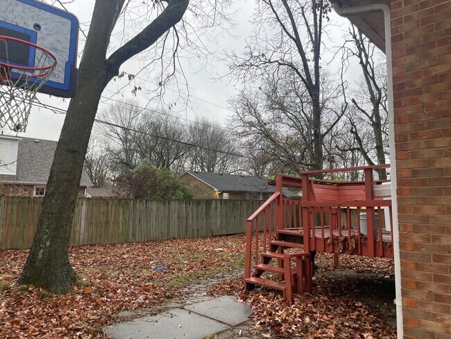 Building Photo - 928 Bordallo Dr