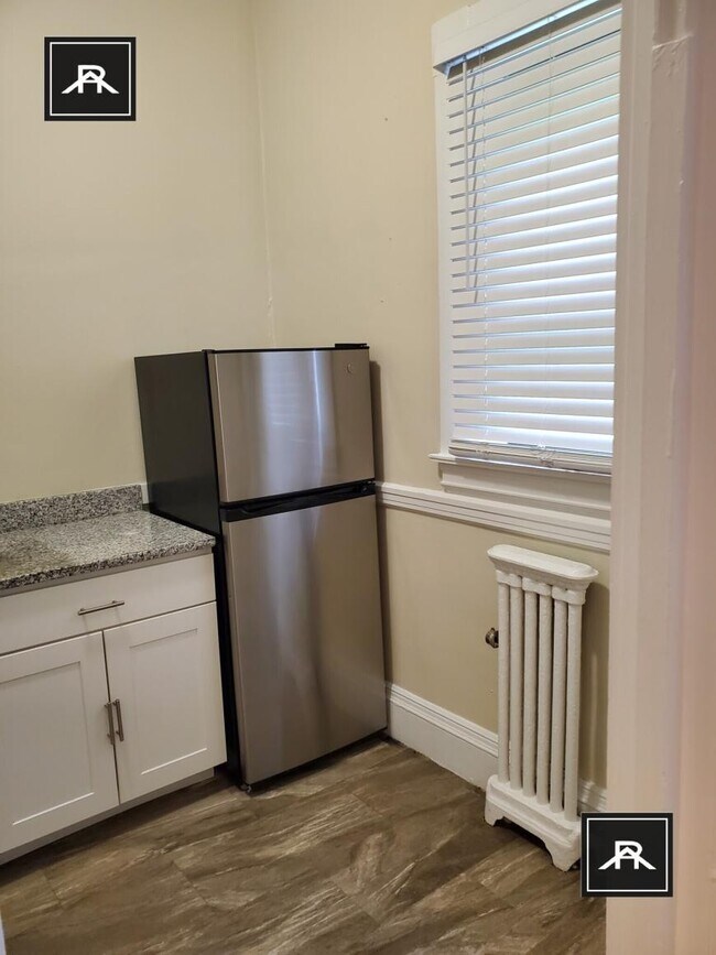 Foto del edificio - 0 bedroom in Brookline MA 02446