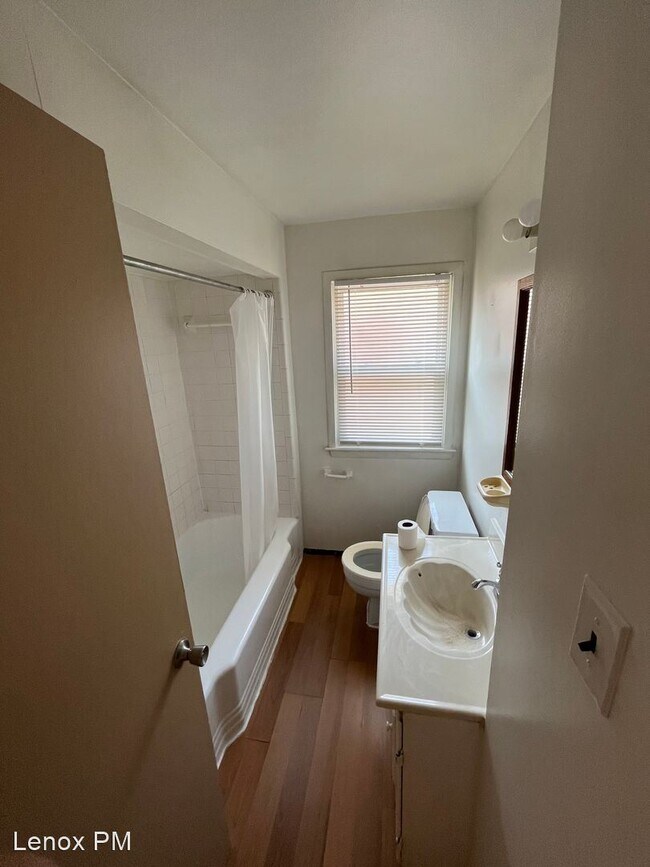 Building Photo - 2 br, 1 bath House - 24869 Flower