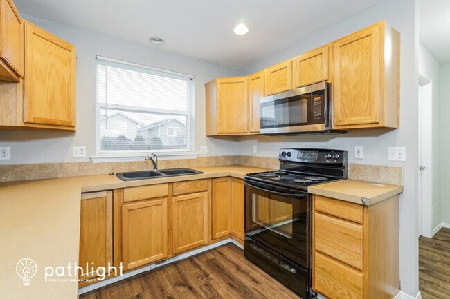 Foto del edificio - 6618 132nd St E, Puyallup, WA, 98373