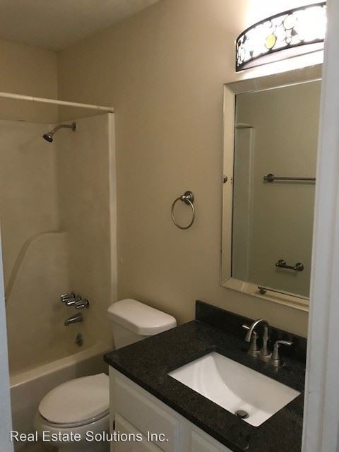 Foto del edificio - 3619 N State St