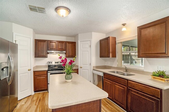 Building Photo - 4432 Stonefield Dr