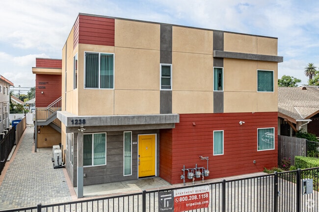 Building Photo - Tripalink