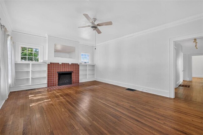 Foto del edificio - 582 Clifton Rd NE