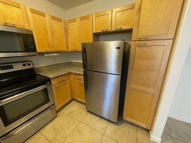 Building Photo - 1 Bedroom 1 Bath (Gilbert Rd and Guadalupe) -**$500 off First Month**