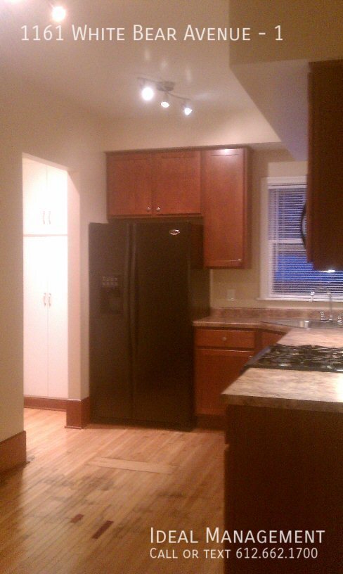 Building Photo - 2 BR in classic craftsman bungalow, tastef...