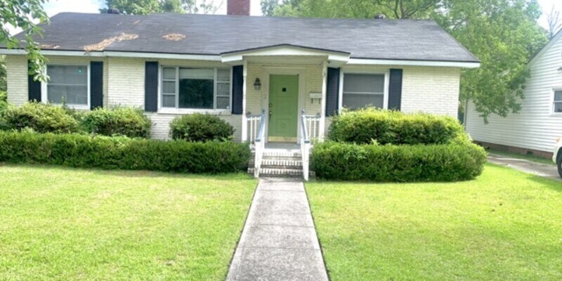 Primary Photo - 402 Columbus Dr
