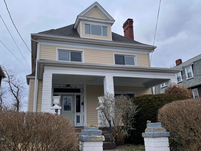 Front of the house - 443 North Ave