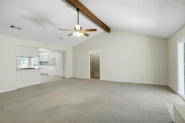 Building Photo - 2958 Columbine Dr