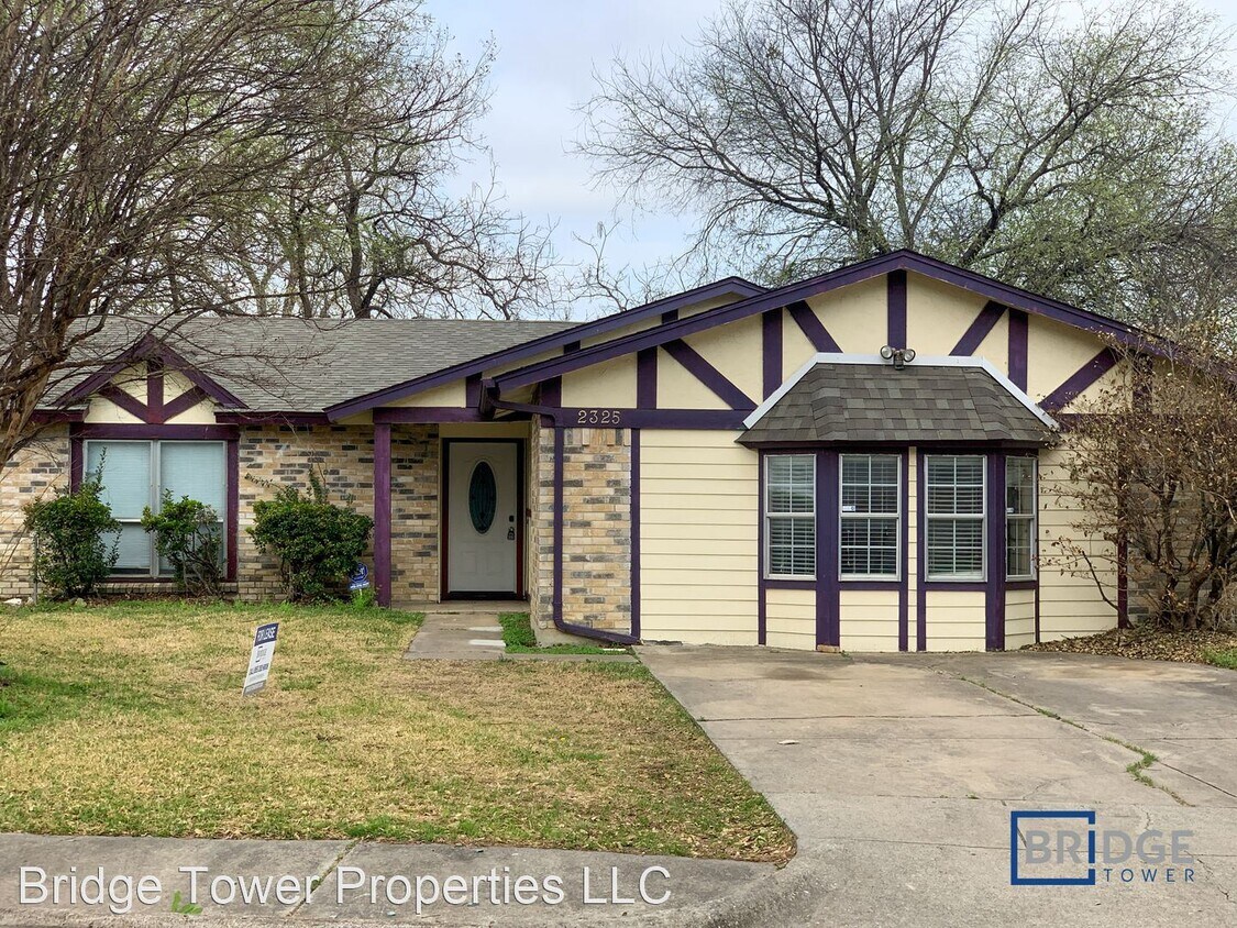4 br, 2 bath House 2325 Sheriff Drive House Rental in Grand Prairie