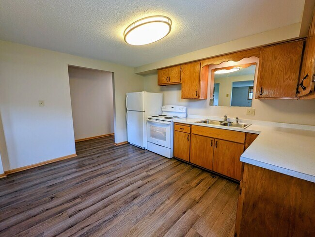 Foto del edificio - 807 W 3rd St