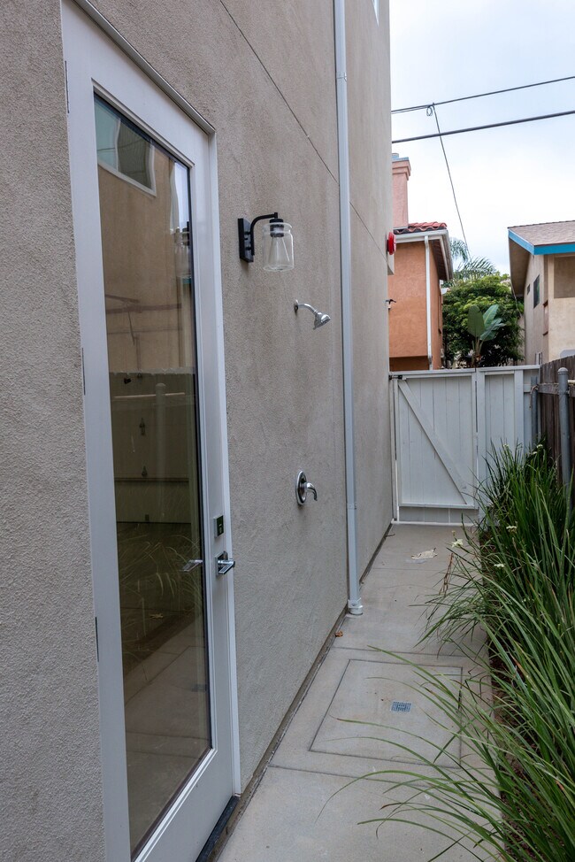 Foto del edificio - 152 Elder Ave