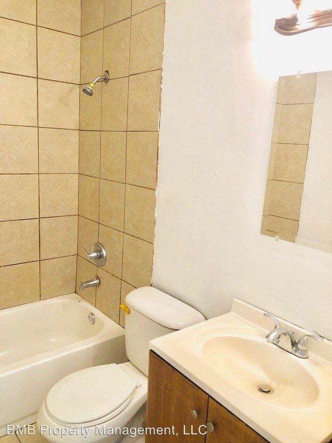 Foto del edificio - 3 br, 1 bath House - 1735 Champion Street