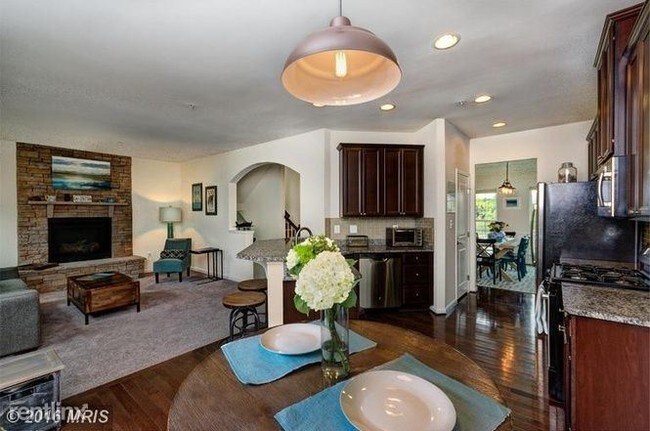 Foto del edificio - 4 br, 3.5 bath House - 2501 Baileys Pond Road