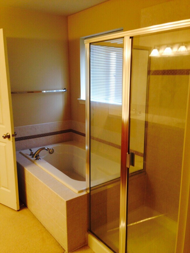 Building Photo - 108 203rd st SE