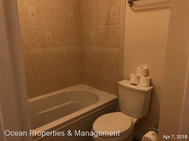 Building Photo - 2 br, 2 bath House - 3819 Schoolway Avenue