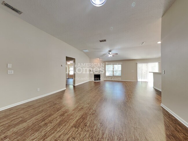 Building Photo - 4203 Sandhill Crane Terrace