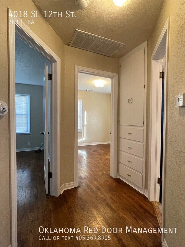 Foto del edificio - 4018 SE 12th St