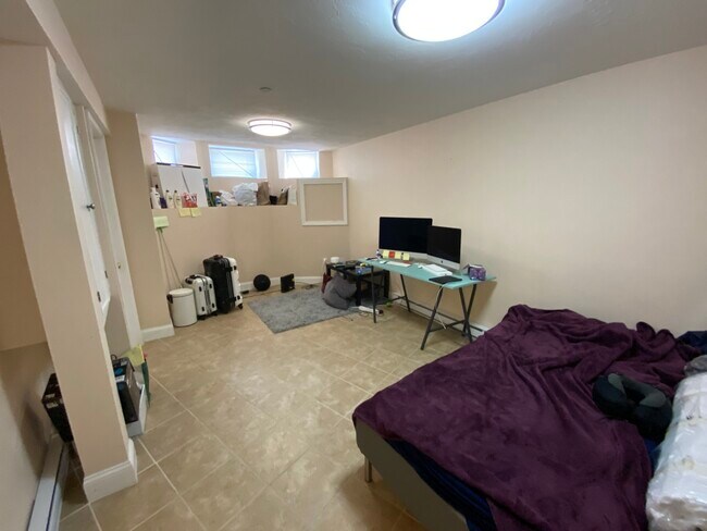 Foto del edificio - 895 Huntington Ave