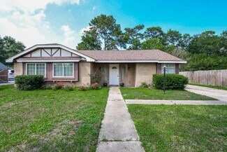 Building Photo - 19406 Enchantington Cir