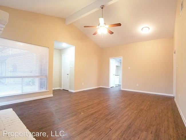 Building Photo - 3 br, 2 bath House - 4811 Pebble Brook St.