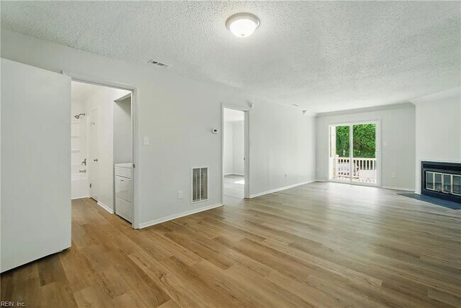 Foto del edificio - 1329 Destination Ln