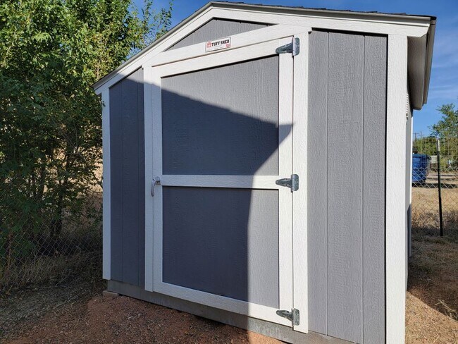 Foto del edificio - 999 Fortino Blvd