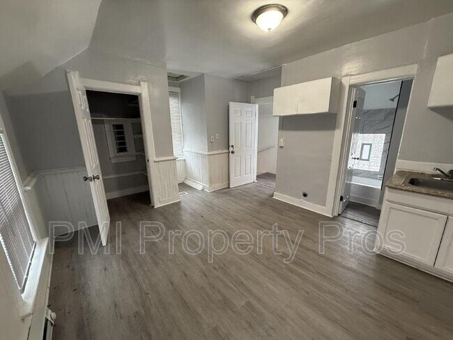 Foto del edificio - 2361 N 12th St