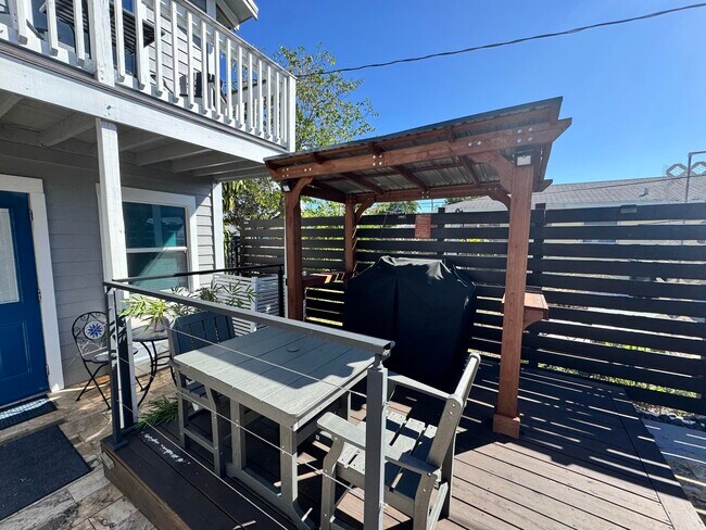 Foto del edificio - 322 S L St