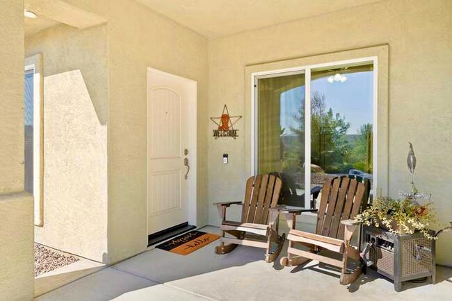 Building Photo - 16530 Daza Dr