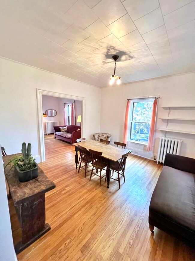 Dining Room - 24 Glenwood Rd