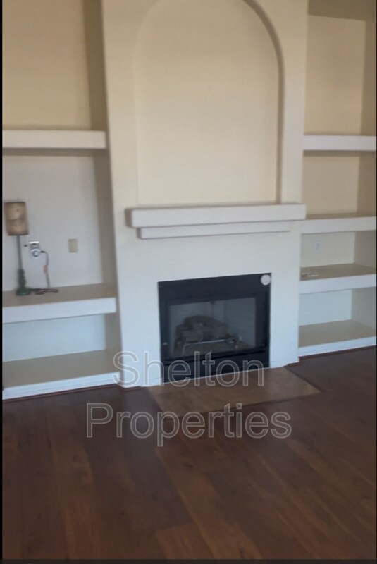 Foto del edificio - 19231 N Coyote Lakes Pkwy