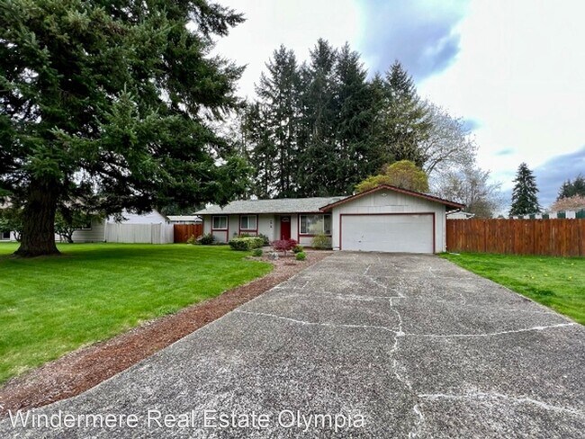 Building Photo - 3 br, 2 bath House - 3919 Woodlawn Dr SE