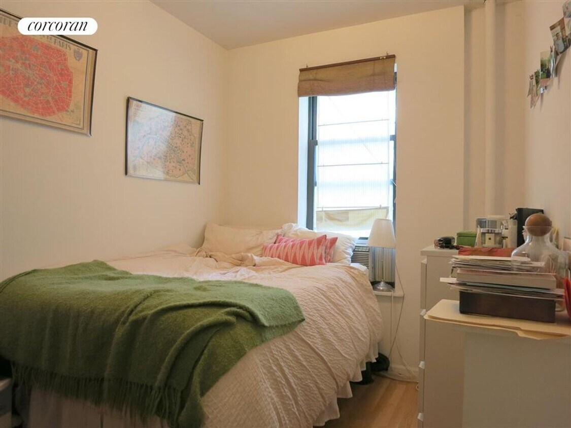 Foto del edificio - 542 E 82nd St