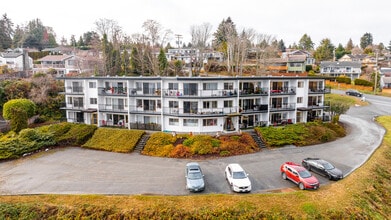 Building Photo - 2695 Randle Rd