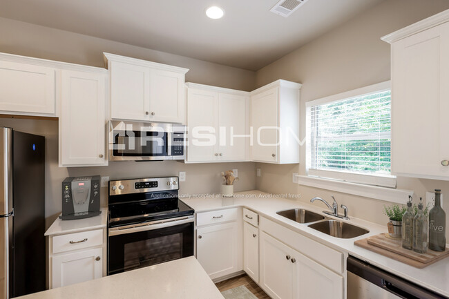 Foto del edificio - 10978 Woodland Dr
