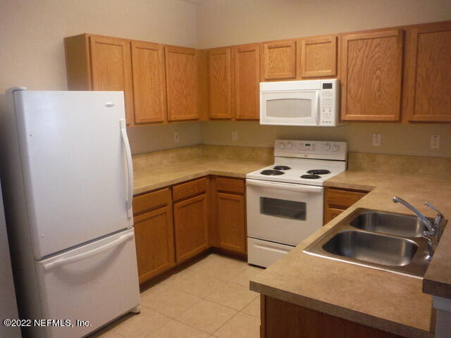 Foto del edificio - 2200 Marsh Hawk Ln