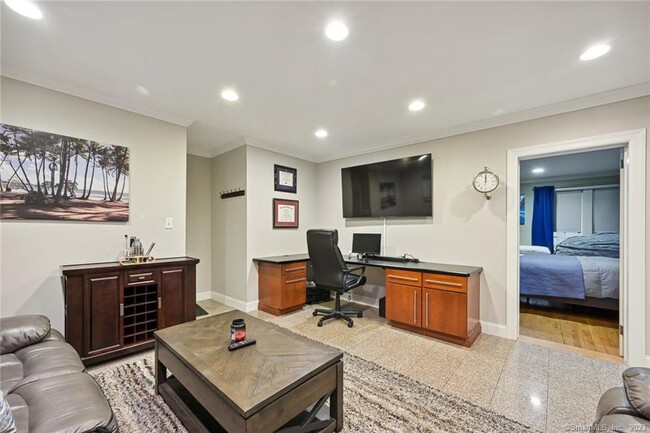 Foto del edificio - 833 Summer St