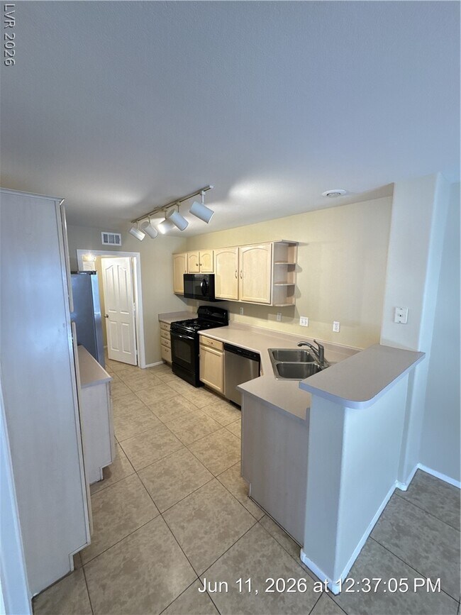 Building Photo - 461 Temple Canyon Pl