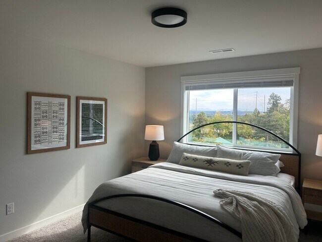 Foto del edificio - Brand-New 3BD Home in Camas — Move-In Ready!