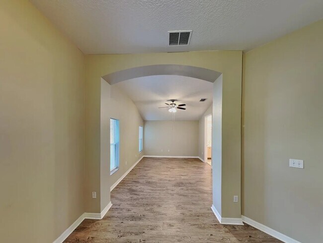 Foto del edificio - 6793 Calistoga Cir