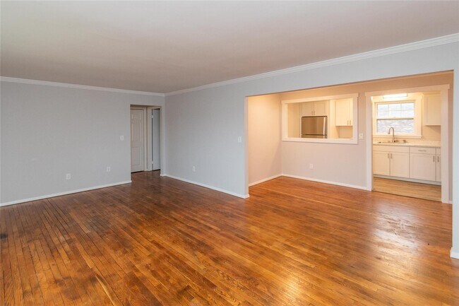 Foto del edificio - 136 N Chestnut St