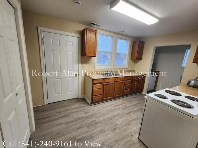 Foto del edificio - 203 SE 17th St