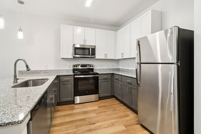 Foto del edificio - Reserve at Bolton