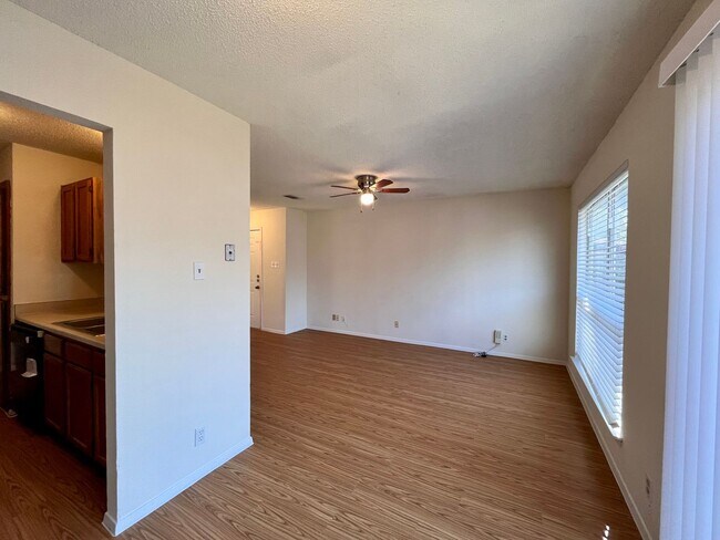 Foto del edificio - Nice 3/2 duplex in Round Rock.
