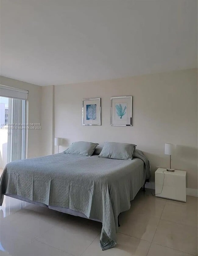 Foto del edificio - 150 Ocean Ln Dr