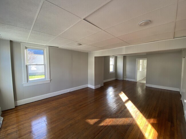 Foto del edificio - 1340 W College Ave