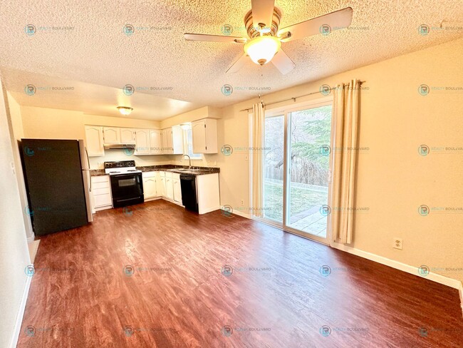 Building Photo - $1000.00 Off Move-In Costs! Charming 3-Bed...