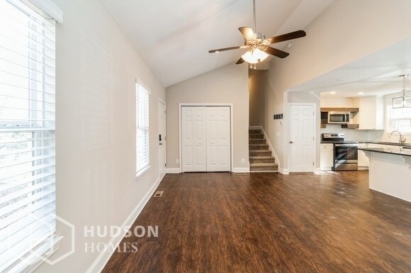 Building Photo - NOW AVAILABLE! - 51 Landmark Ct SW, Mariet...