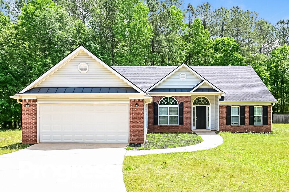 110 Forest Ct, Jackson, GA 30233 House Rental in Jackson, GA